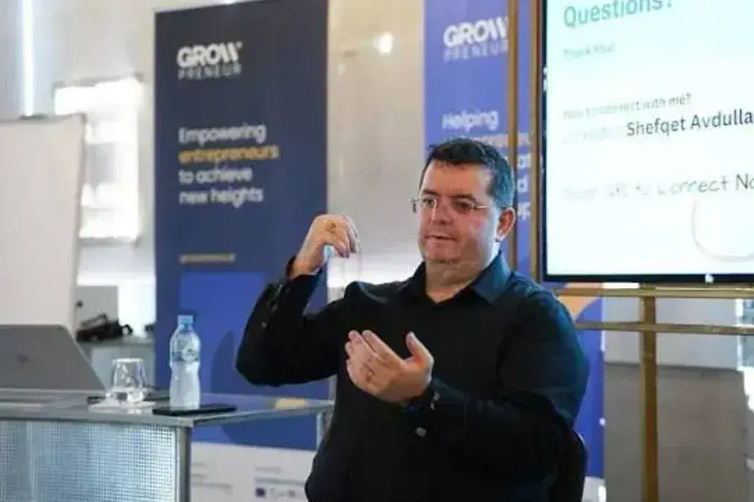 Shefqet Avdullau: Si të bëhesh sipërmarrës i suksesshëm në Shqipëri – Çfarë duhet të dinë startup-et shqiptare