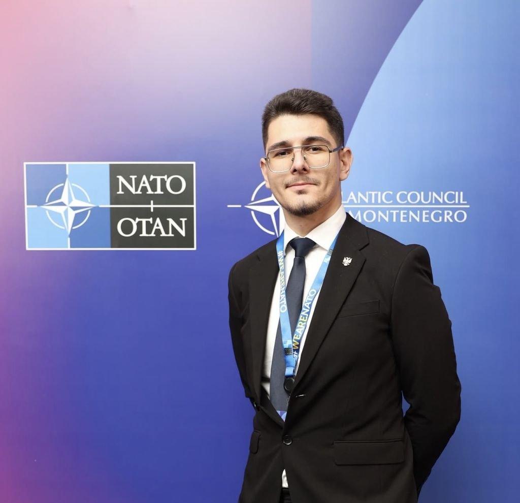 Si arrin një i ri shqiptar të përfaqësojë vendin në OKB pa mandat politik? Rasti i Jonas Kepit