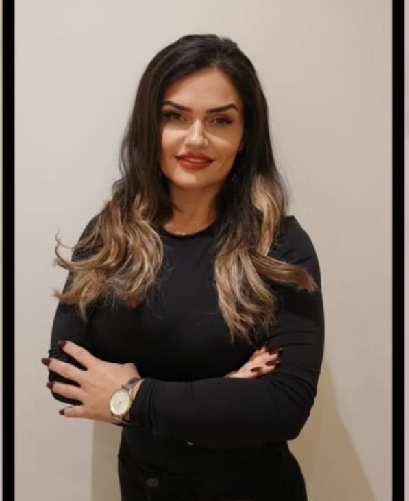 ”Stresi nuk më theu, më forcoi”: Elmas Lushka rrëfen udhëtimin nga sfida personale te krijimi i një brandi